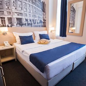 Double Room Round Airport Transfer